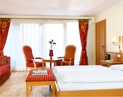 Hotel Dolomit Family Resort Alpenhof (Rasen Antholz, Italien)