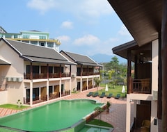 Hotelli Saksiri Riverside Boutique Hotel (Vang Vieng, Laos)
