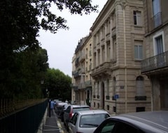 Hotel Hôtel Des Poètes avec parking sur réservation (Béziers, France)