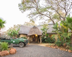 Hotelli Mziki Safari Lodge (Pilanesberg National Park, Etelä-Afrikka)