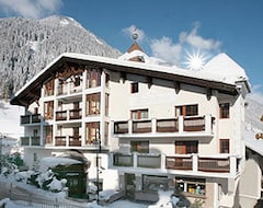 Khách sạn Hotel Alpina (Ischgl, Áo)