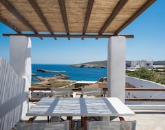Tüm Ev/Apart Daire Traditional House On Agios Sostis Beach - Sea View & Access To The Beach (Mikanos - Şehir Merkezi, Yunanistan)