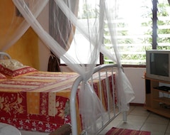 Bed & Breakfast Mahina's Lodge (Mahina, French Polynesia)