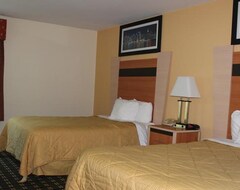 Khách sạn Regency Inn & Suites (Dartmouth, Hoa Kỳ)