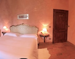 Hotel Relais Ortaglia (Montepulciano, Italy)