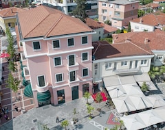 Otel Boka (Tirana, Arnavutluk)