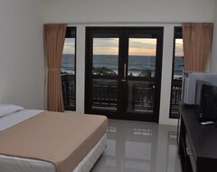 Surya Kencana Seaside Hotel (Pangandaran, Endonezya)