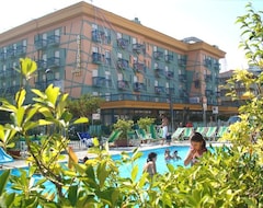 Hotel Arizona (Bellaria-Igea Marina, Italy)