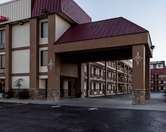 Hotel Red Roof Inn & Suites Pigeon Forge - Parkway (Pigeon Forge, Sjedinjene Američke Države)