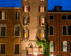 Hotel Santo Stefano (Venice, Italy)