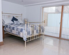 Tüm Ev/Apart Daire Beach House Apartment (Moelfre, Birleşik Krallık)