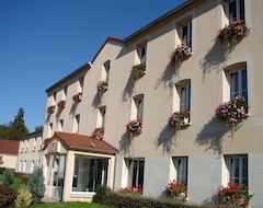 Khách sạn Brit Hotel Chateaudun (Donnemain-Saint-Mamès, Pháp)
