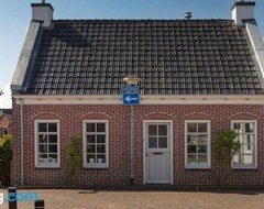 Toàn bộ căn nhà/căn hộ Karakteristiek Huis In Centrum Winsum (Winsum, Hà Lan)