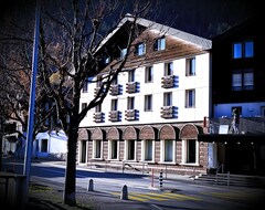 Dinh Residence Hotel & Restaurant (Zweisimmen, İsviçre)