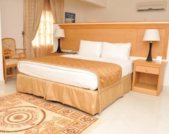 Khách sạn Hotel Al Maha International (Muscat, Oman)
