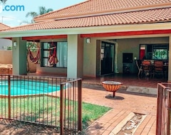 Toàn bộ căn nhà/căn hộ Pecanwood Golf Estate Home - Hartbeespoort (Hartbeesport, Nam Phi)