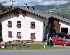 Khách sạn Bio-Ferienbauernhof Zirmhof (Fendels, Áo)