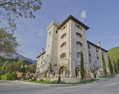 Hotel Le Gole (Celano, Italy)