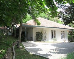 Toàn bộ căn nhà/căn hộ Bukit Arumdalu Villa (Salatiga, Indonesia)