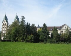 Khách sạn St Bonifatiuskloster (Hünfeld, Đức)