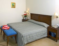 Otel Frideriki Studios & Apartments (Platanias Chania, Yunanistan)