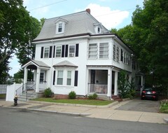 Casa/apartamento entero histórico edificio reformado por conveniencia moderna (Boston, EE. UU.)