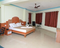 Otel OYO 8499 City Comforts Inn (Madikeri, Hindistan)