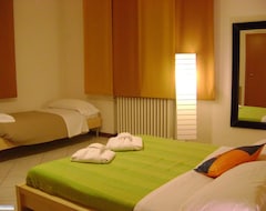 Hotel Weekend Accommodation (Mantua, Italy)