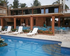 Hotel Suite Romanos (Playas, Ecuador)