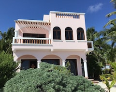 Hele huset/lejligheden Hacienda 5 Steps From Beach. Brand New Construction. (Tulum, Mexico)