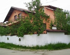 Hotel Hadzhi Bulev's House (Kovachevci, Bulgaria)