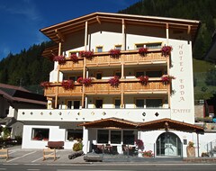 Khách sạn Hotel Edda (Selva in Val Gardena, Ý)