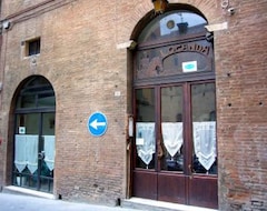Khách sạn Albergo Locanda Garibaldi (Siena, Ý)