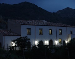 Hotel Turismo Rurale San Gaetano (Santa Teresa di Riva, Italy)
