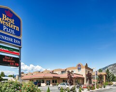 Best Western Plus Osoyoos Hotel & Suites (Osoyoos, Canada)