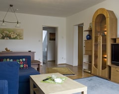Cijela kuća/apartman Apartment 63 Sqm 2.5 Room In A 3 Family House With Balcony (Essen, Njemačka)