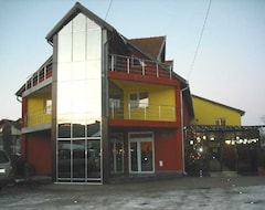 Khách sạn Andrei (Câmpia Turzii, Romania)