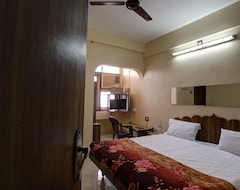 Hotel Thangam Lodge (Coimbatore, India)
