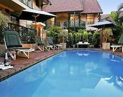 Khách sạn Court Classique Suite Hotel (Arcadia, Nam Phi)