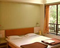 Hotel Radiant (Pune, Indija)