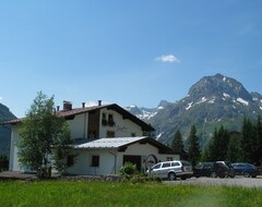 Nhà trọ Pension Diola (Lech am Arlberg, Áo)
