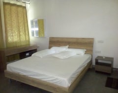 Khách sạn Guest House Dhangethi Inn- Room 2 (Dhigurah, Maldives)