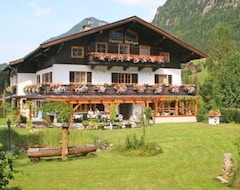 Khách sạn Madlgut (Lofer, Áo)