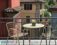 Toàn bộ căn nhà/căn hộ Varzi Sotto I Portici (Varzi, Ý)