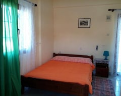 Bed & Breakfast Katsavidis Rooms (Arki, Grčka)