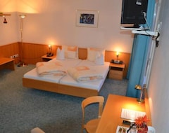 Hotelli Garni Arnegg (Arnegg, Sveitsi)