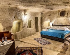 Takunya Cave Hotel (Nevsehir, Turkey)