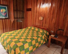 Khách sạn Los Pinos - Cabañas & Jardines (Monteverde, Costa Rica)
