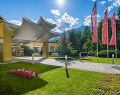 Khách sạn Johannesbad Hotel Palace (Bad Hofgastein, Áo)