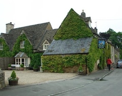 Khách sạn The Fox Inn (Moreton-in-Marsh, Vương quốc Anh)
